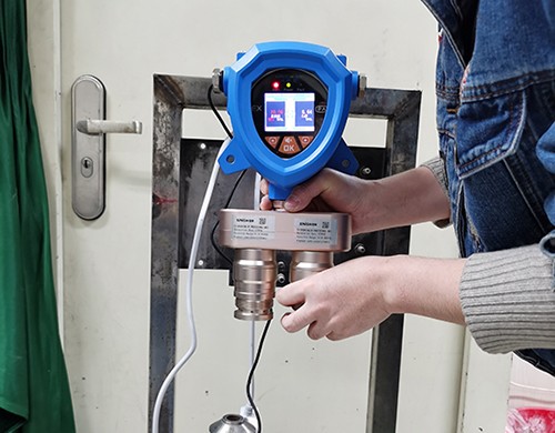 防爆二氧化碳?xì)怏w檢測(cè)儀