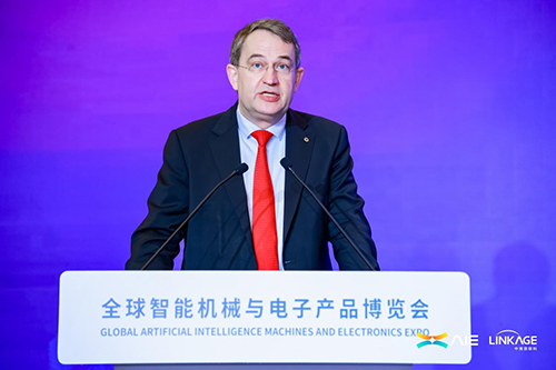 深國安受邀出席2025全球數(shù)字經(jīng)濟聯(lián)盟(D50)峰會